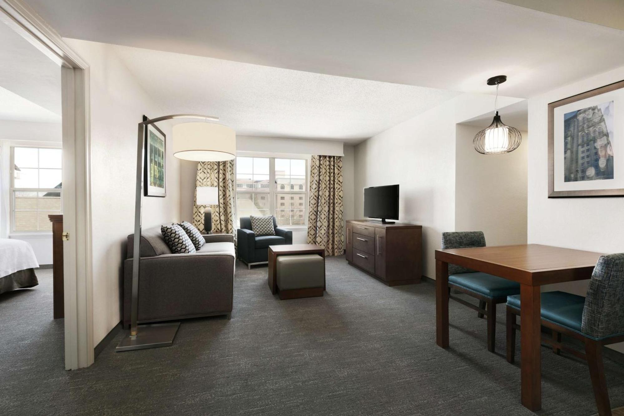 Homewood By Hilton Kansas Airport Kansas City
