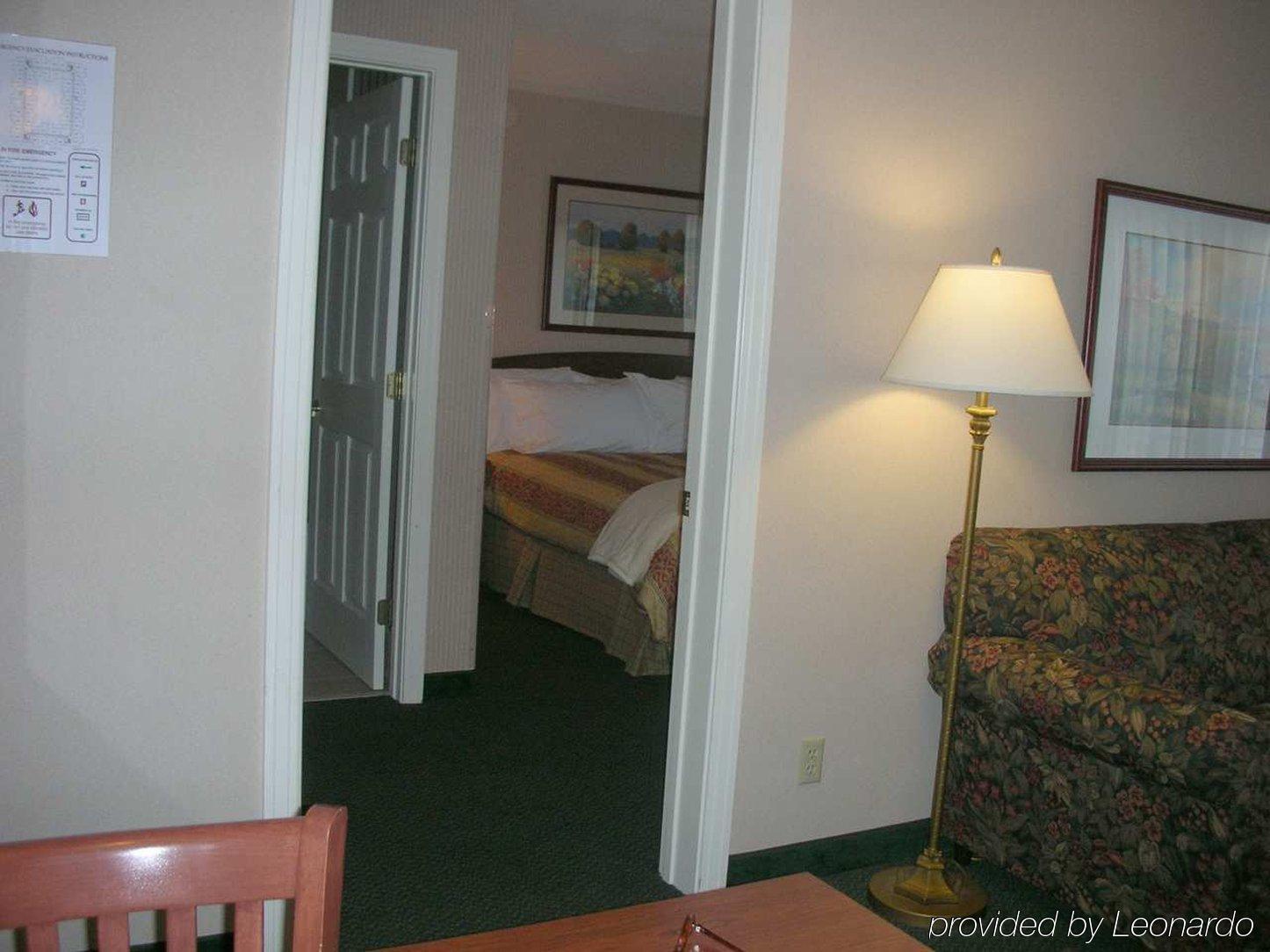 Homewood By Hilton Kansas Airport Hotel Kansas City