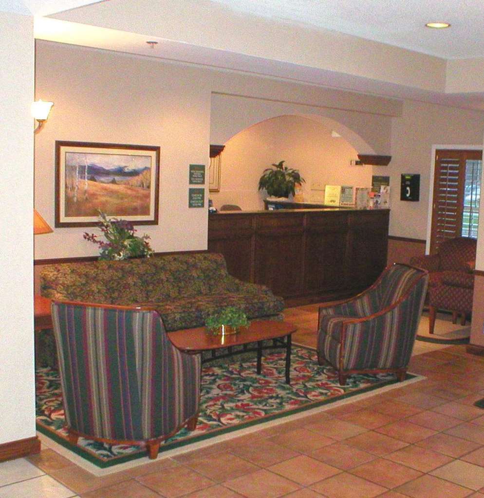 Homewood By Hilton Kansas Airport