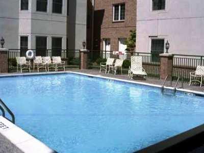 Hotel Homewood By Hilton Kansas Airport