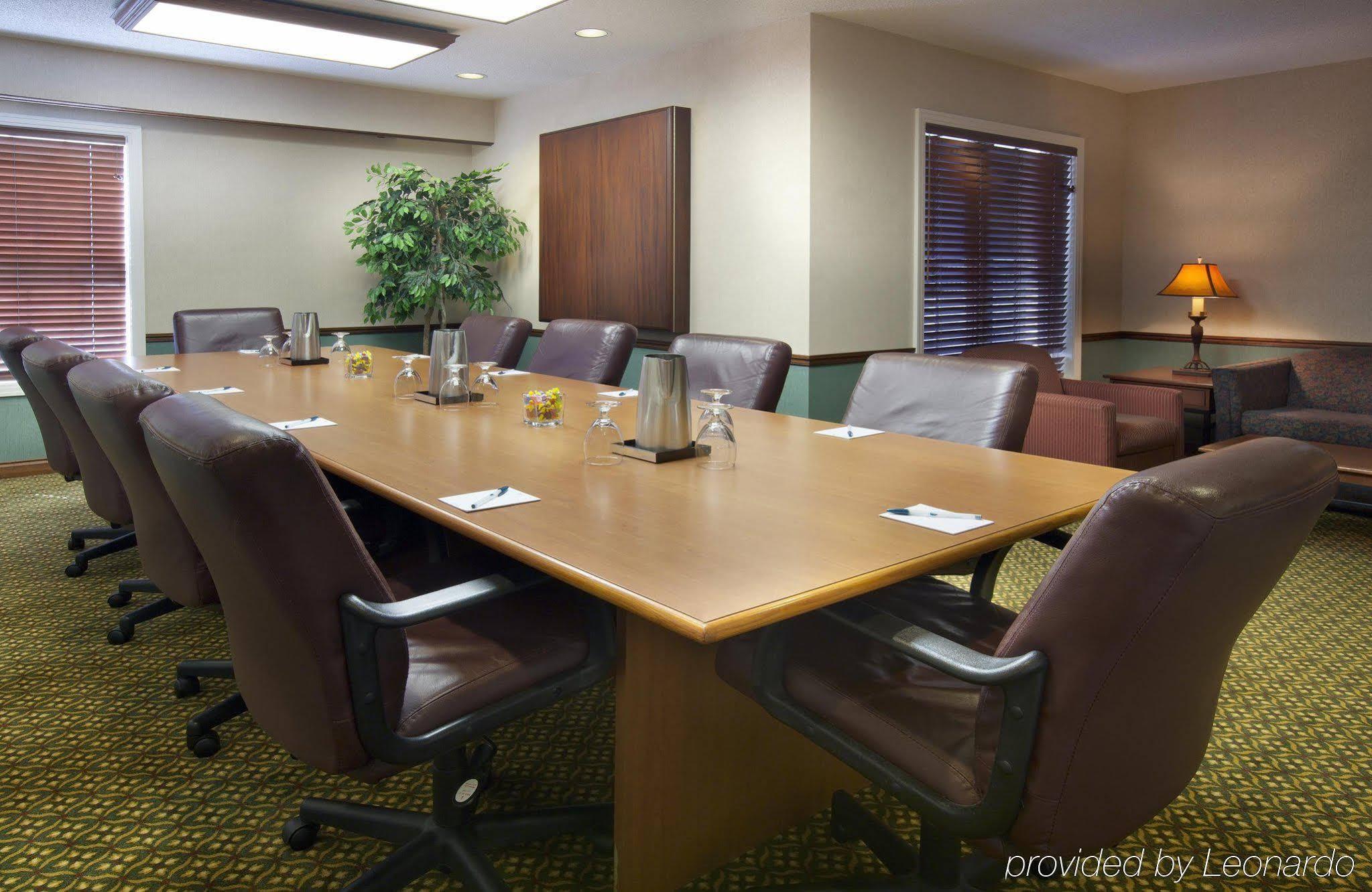 Homewood By Hilton Kansas Airport Kansas City